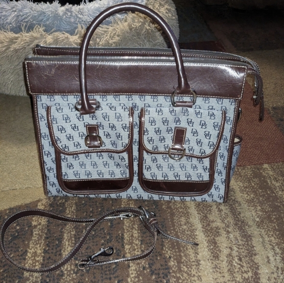 Dooney & Bourke Handbags - DOONEY & BOURKE Signature Logo Double Pocket GRAY & Brown Tote Handbag Purse